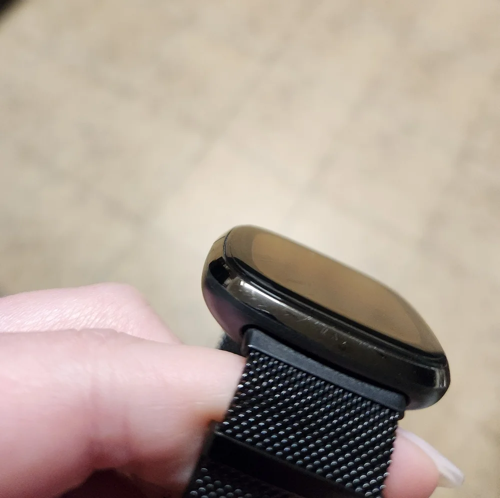 Fitbit Sense - carbon fiber edition